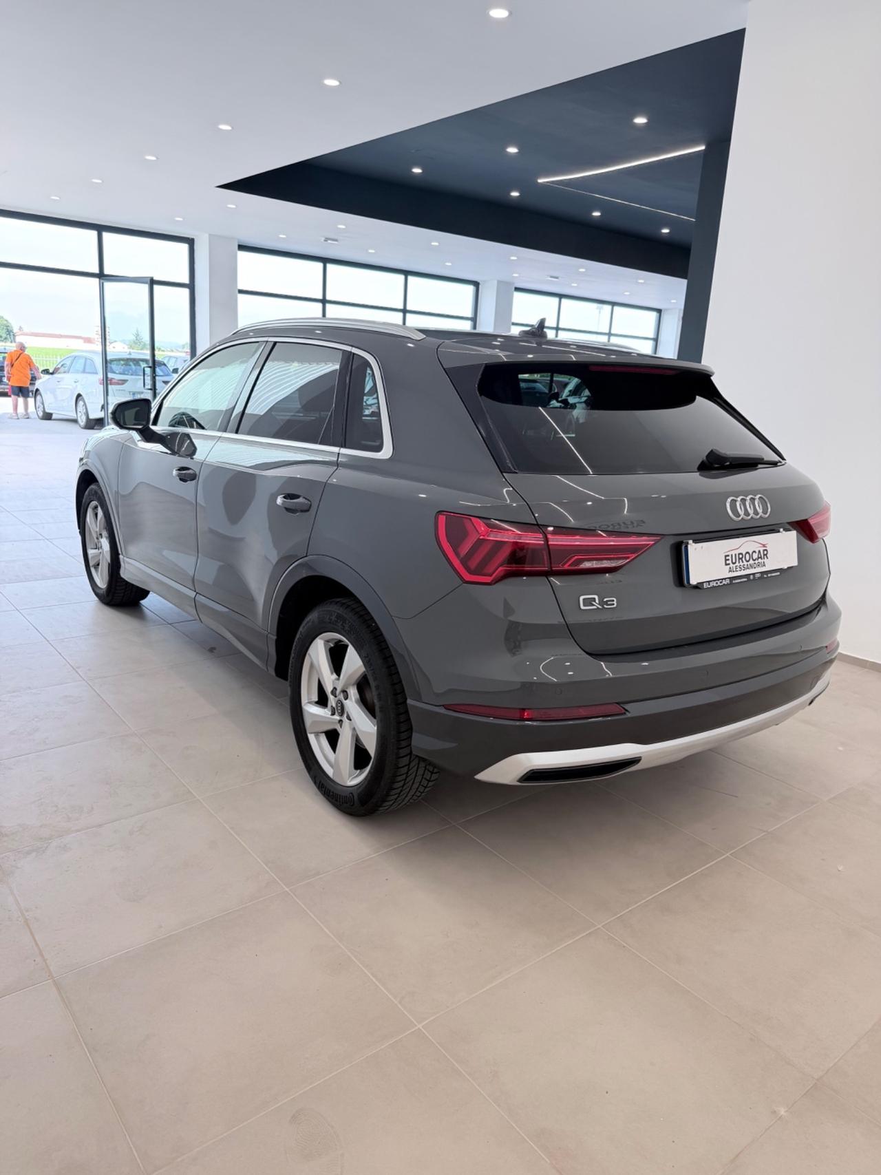 Audi Q3 35 TDI S tronic Business Advanced