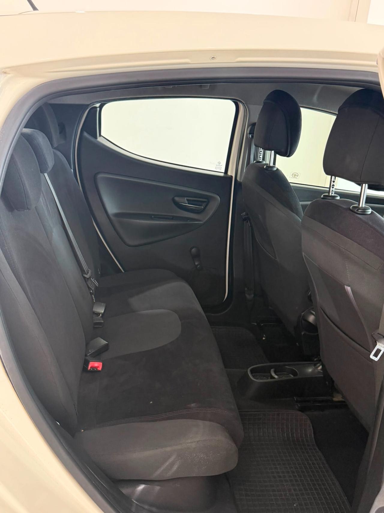 Lancia Ypsilon 1.2 69 CV 5 porte GPL Ecochic Platinum