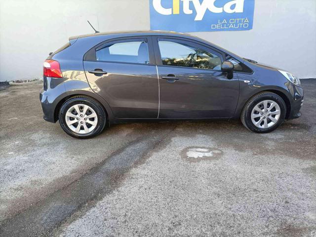 KIA Rio 1.1 CRDi 5p. Cool