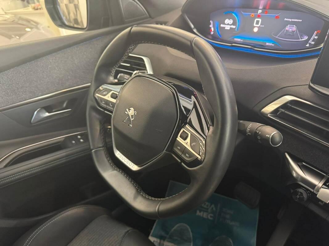 Peugeot 3008 II 1.5 bluehdi Allure Pack s&s 130cv eat8