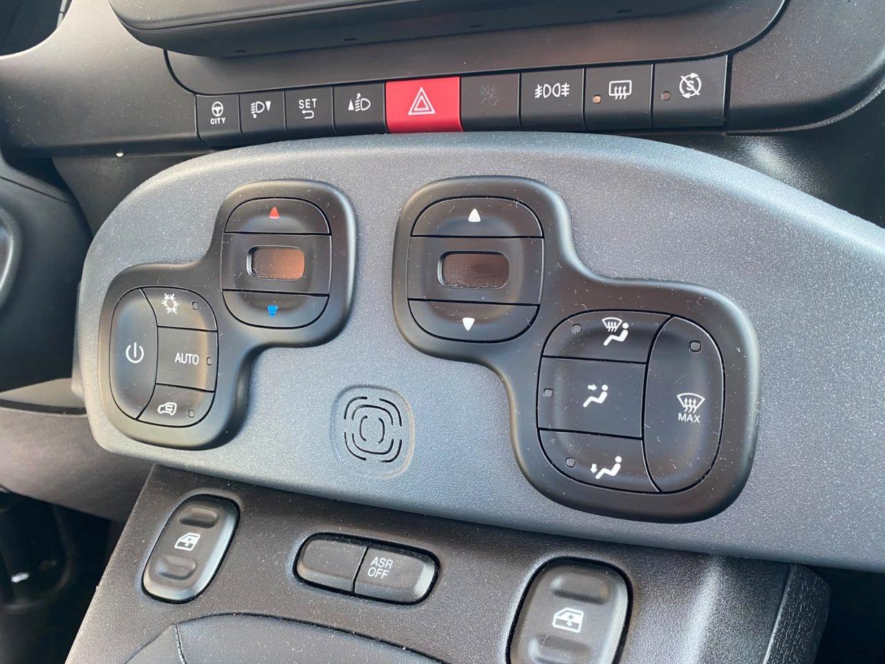 Fiat Panda City Cross Panda 1.0 firefly hybrid City Cross s&s 70cv 5p.ti