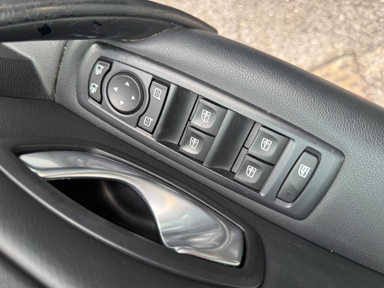 Renault Laguna 2.0 dCi 150CV SporTour Initiale