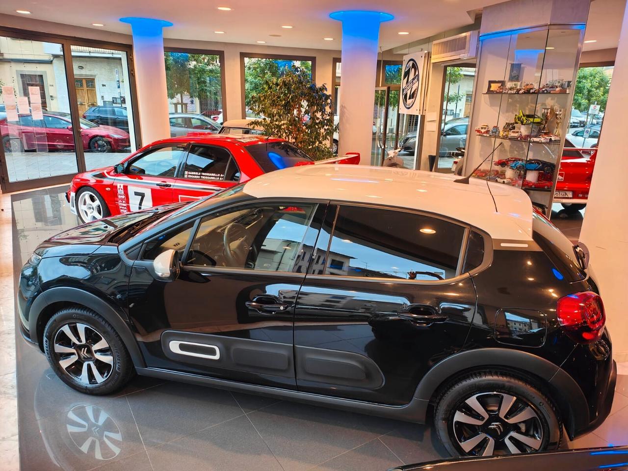 Citroen C3 PureTech 110 S&S Elle