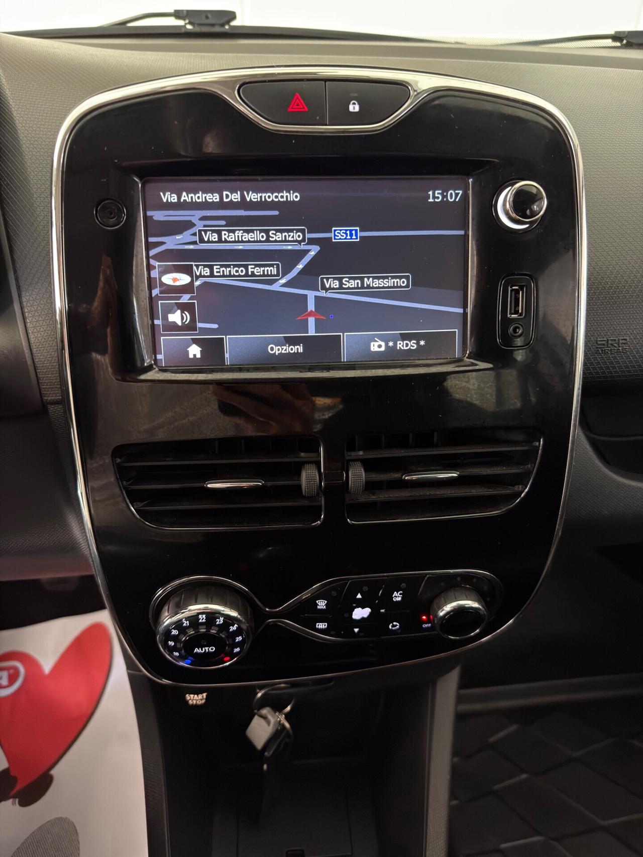 Renault Clio 1.2 75CV 5 porte Wave