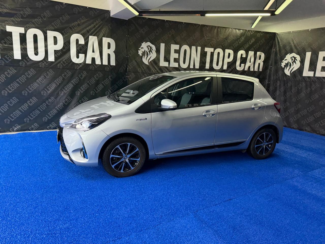 Toyota Yaris benzina hybrida Automatico km 18 mila garanzia 2028