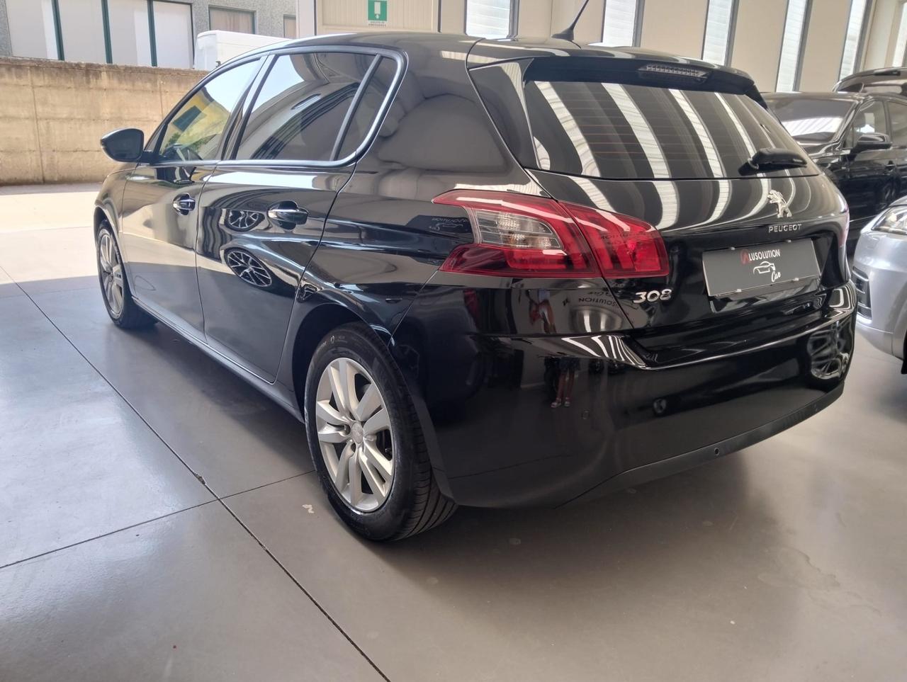 Peugeot 308 BlueHDi 130 S&S EAT8 Allure Pack