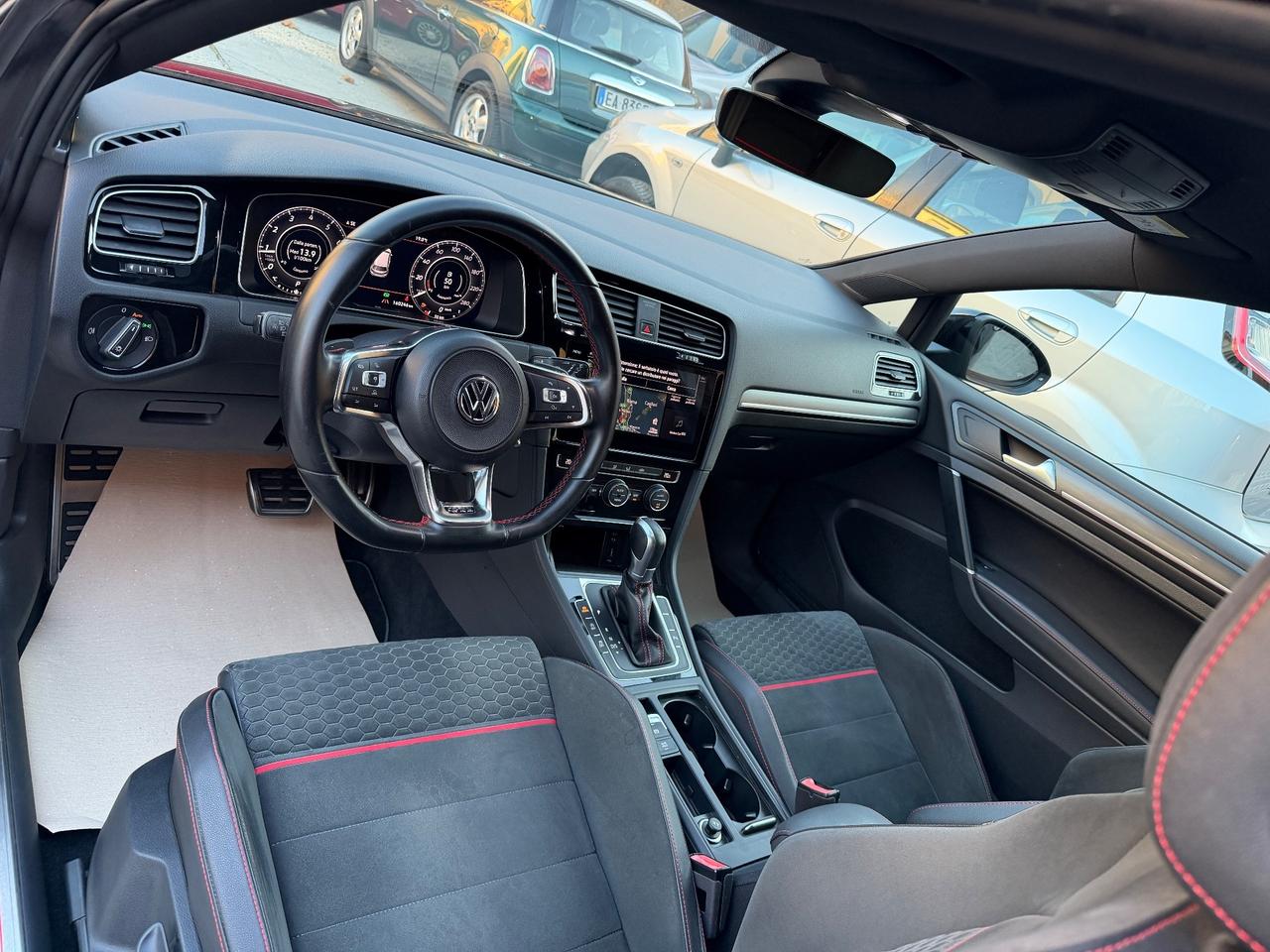 Volkswagen Golf GTI Performance 2.0 245 CV TSI DSG 3p. BMT