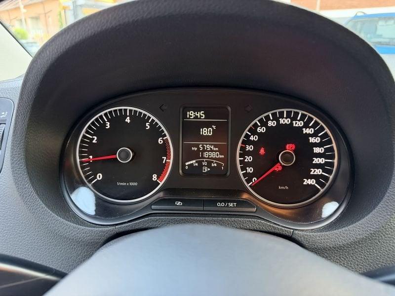 Volkswagen Polo Polo 5p 1.2 Comfortline 70cv IDONEA NEOPATENTATI