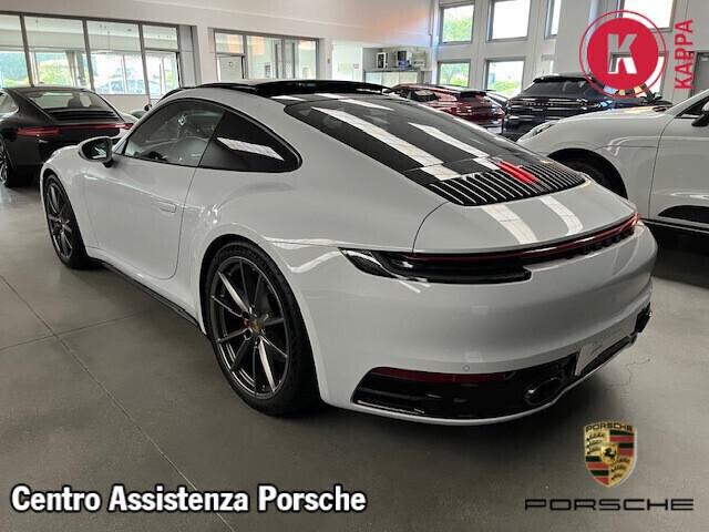 Porsche 911 Carrera 992 4S