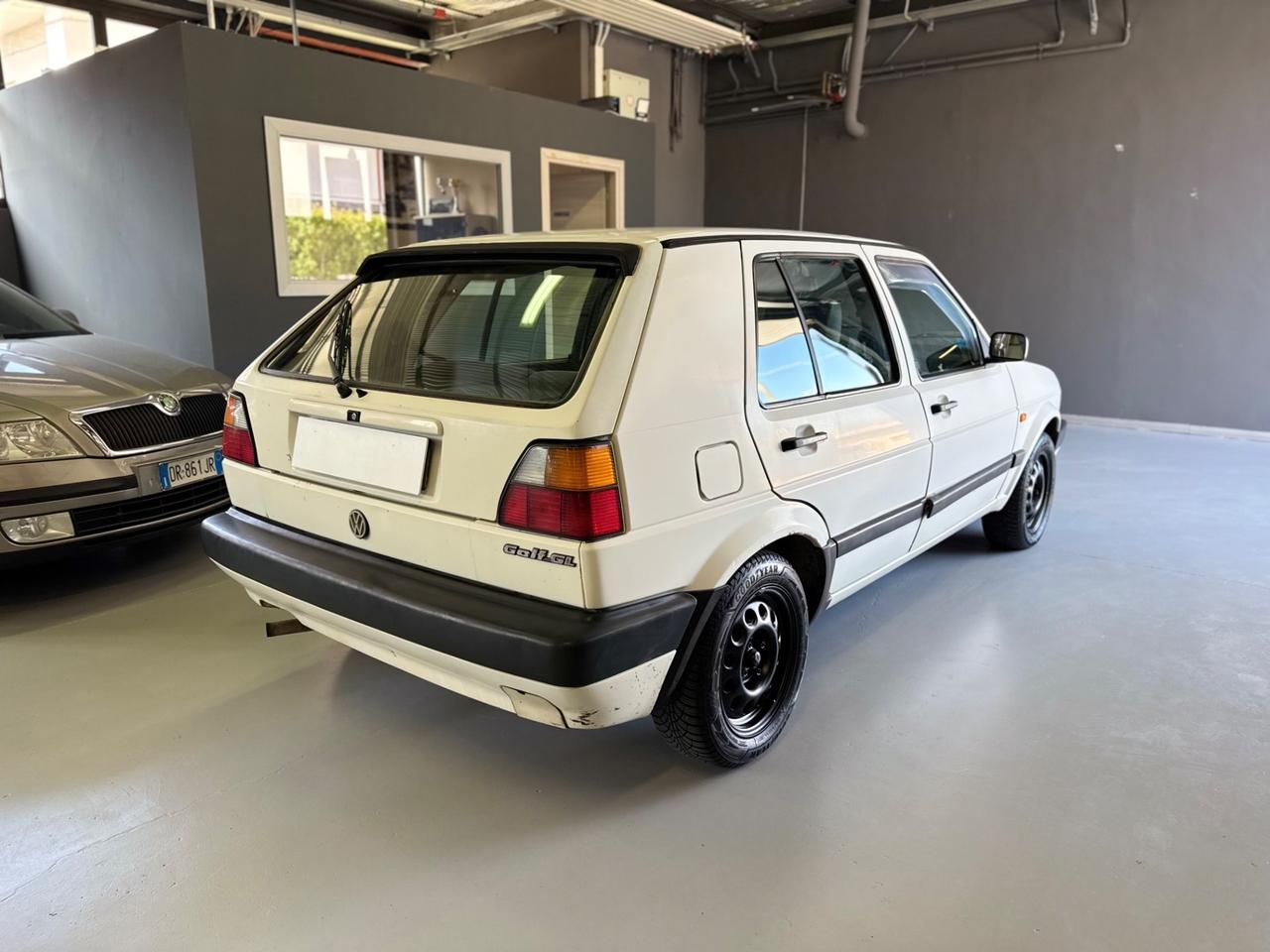 Volkswagen Golf 1600 cat 5 porte GL