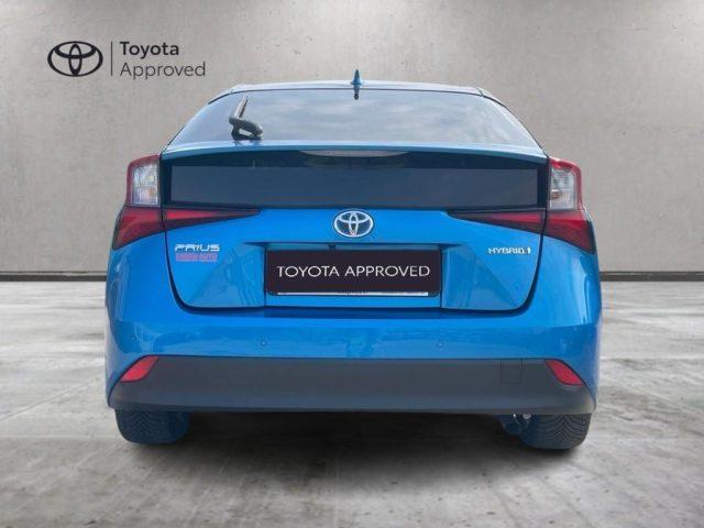 TOYOTA Prius 1.8 AWD Lounge