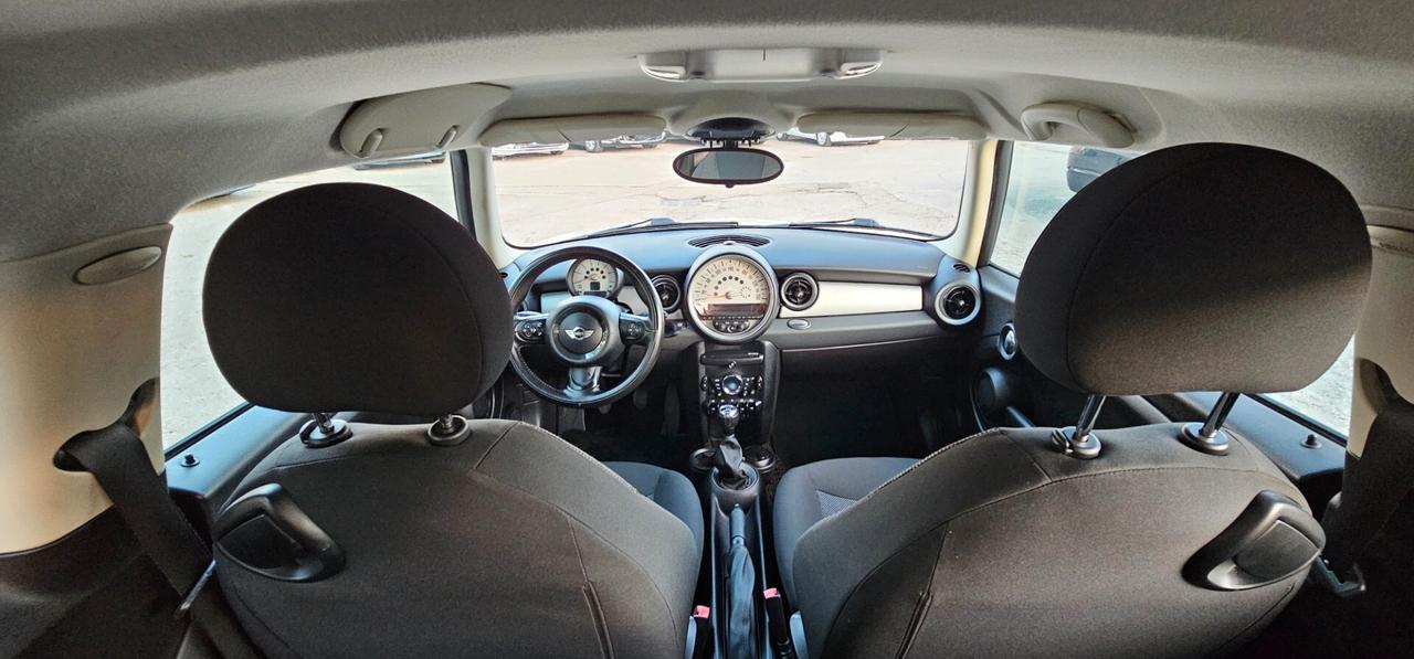 Mini 1.6 16V One D SOLO 103000 km