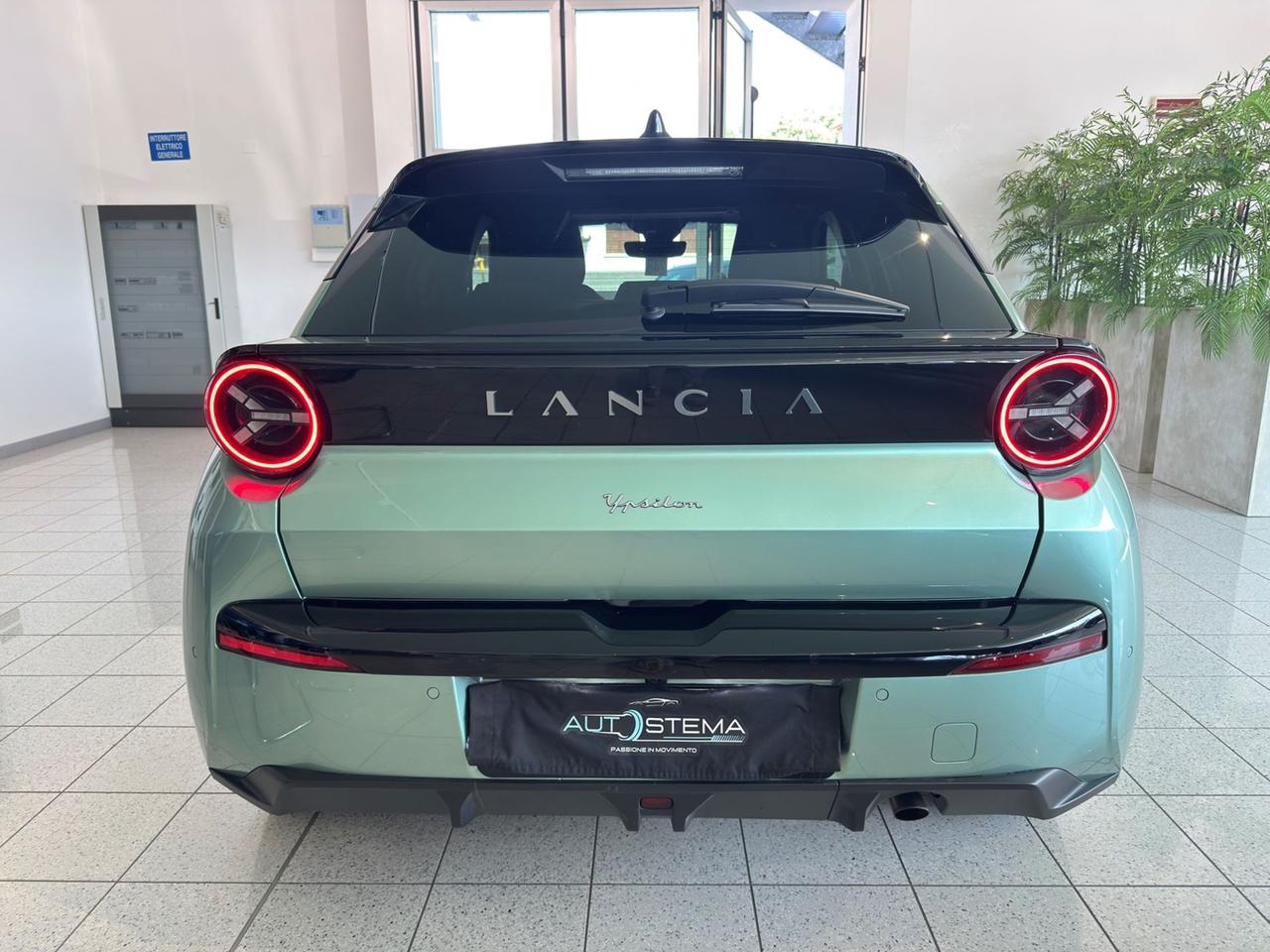 LANCIA Ypsilon IV 2024 1.2 mhev LX 110cv e-dct