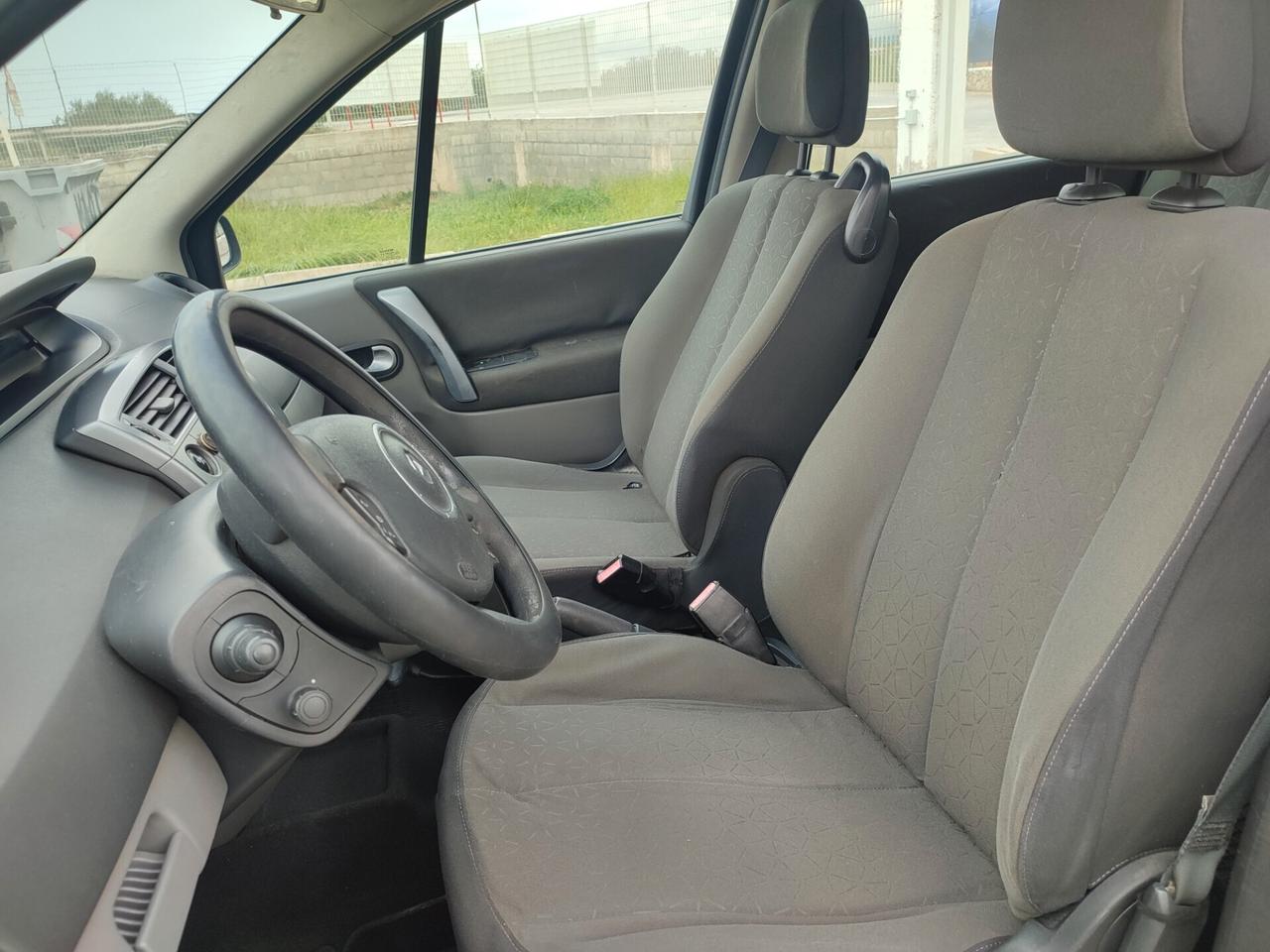 Renault Scenic Scénic 1.5 dCi/105CV Dynamique