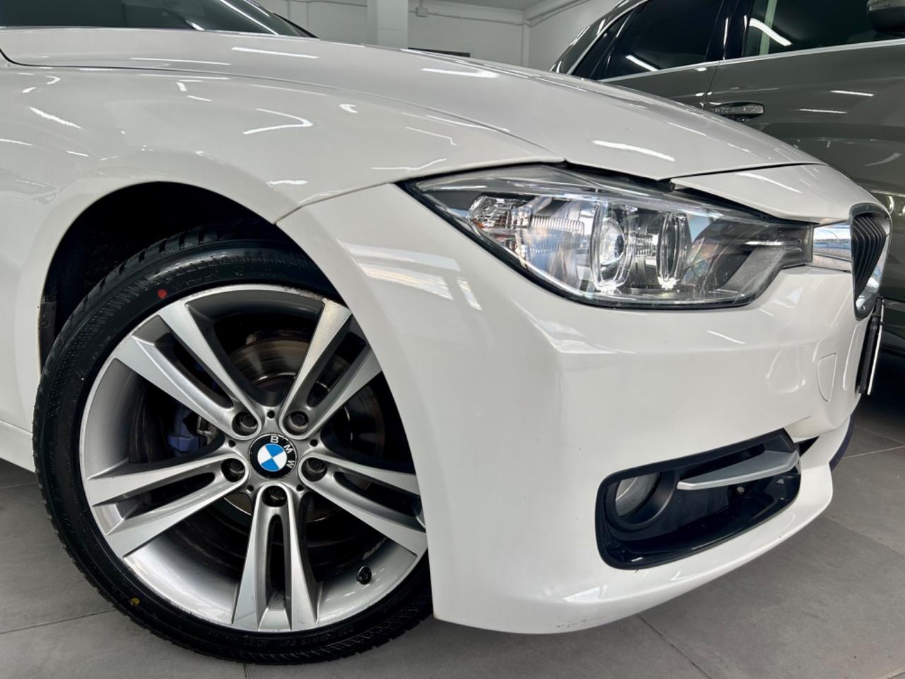 Bmw serie 3 Sport FINANZIABILE/12m GARANZIA