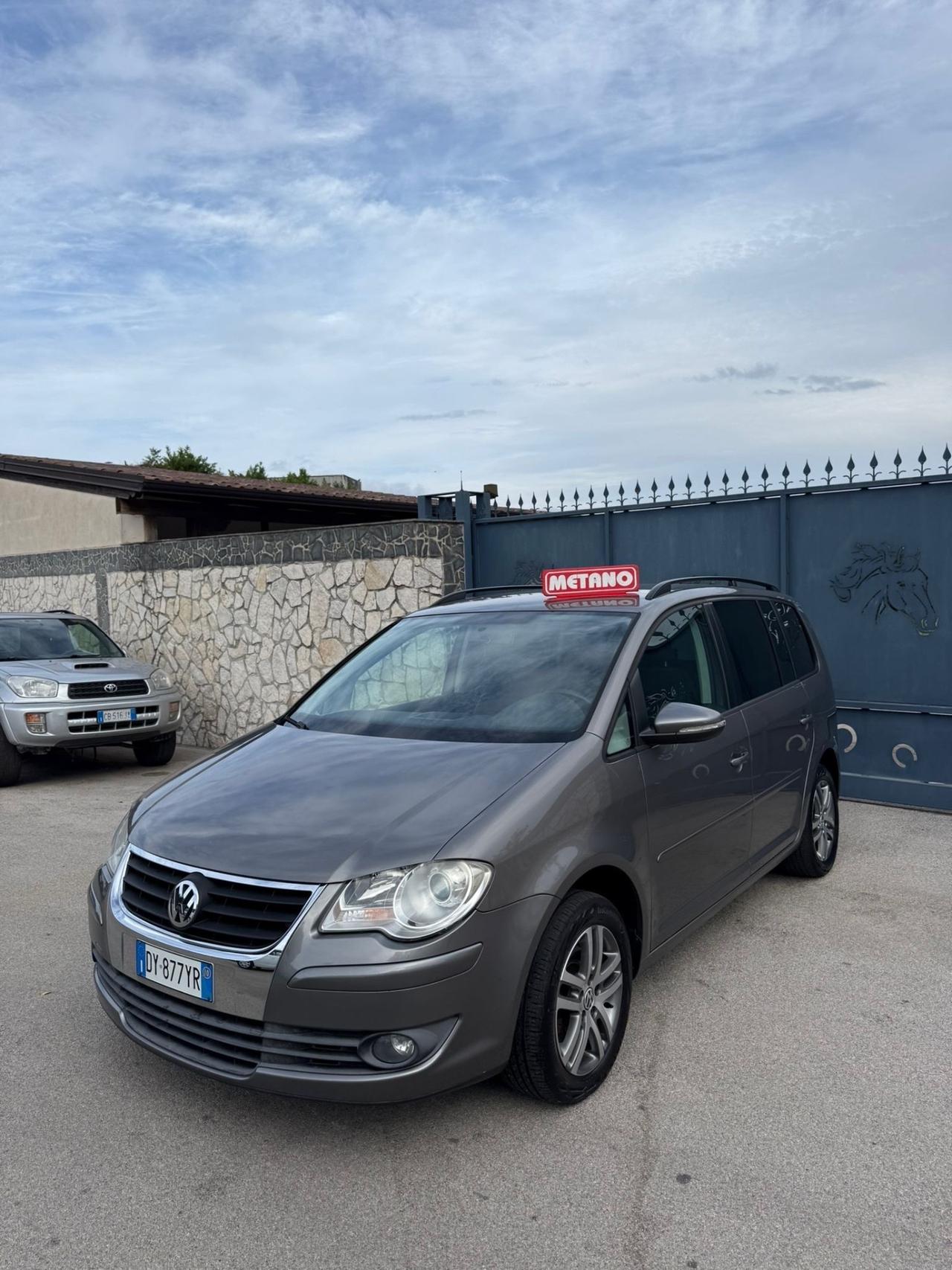 Volkswagen Touran 1.4 16V TSI 150CV Highline Ecofuel 7 posti