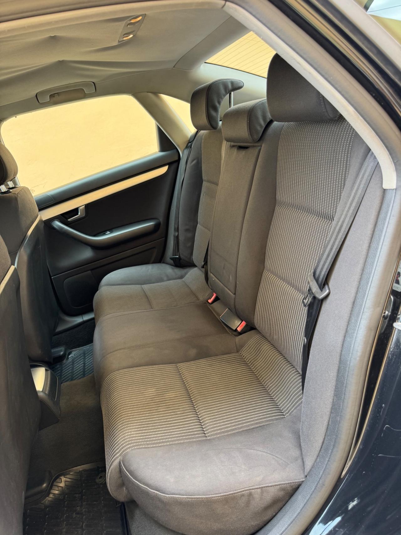 Audi A4 1.9 TDI/130 CV cat