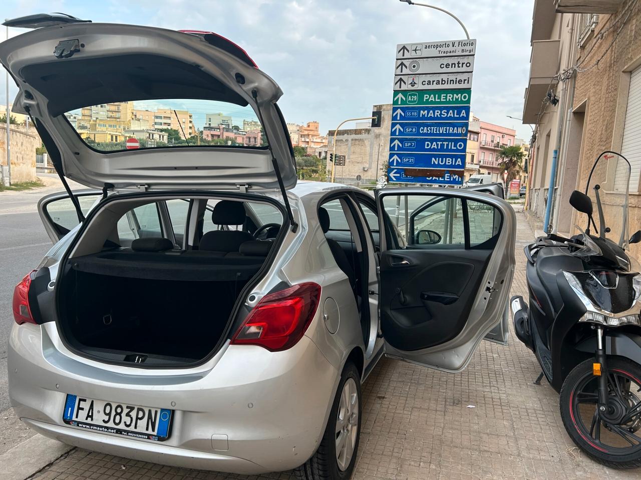 Opel Corsa 1.4 90CV GPL Tech 5 porte n-Joy
