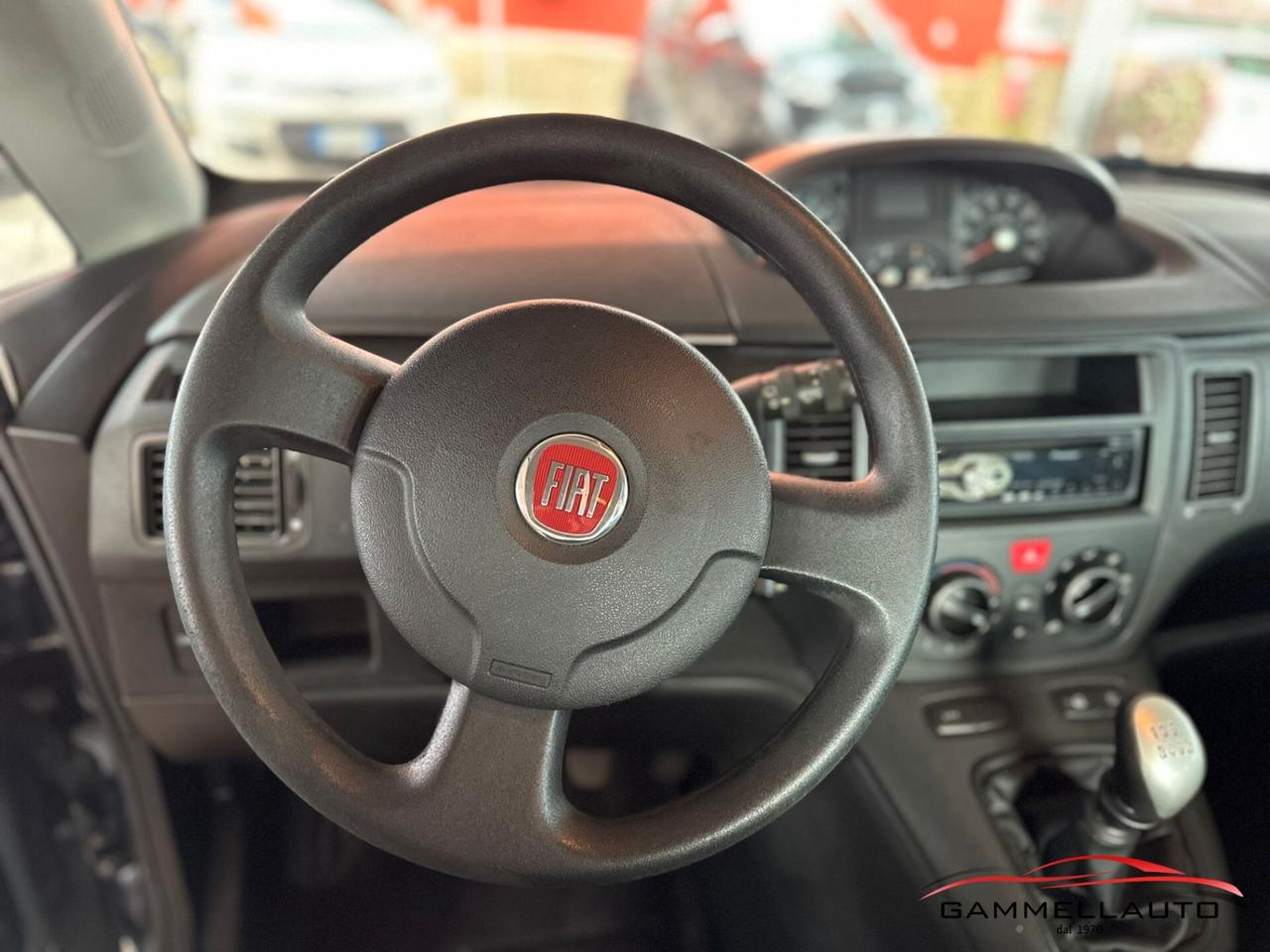 Fiat Idea 1.4 Dynamic 95CV