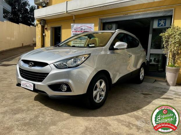 HYUNDAI iX35 2.0 CRDi 4WD Xpossible GANCIO TRAIN