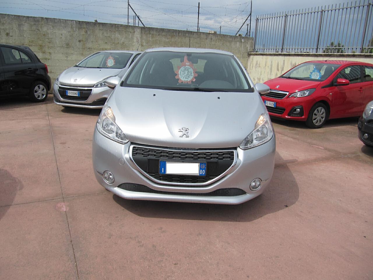 Peugeot 208 1.2 VTi 82 CV 5 porte Allure