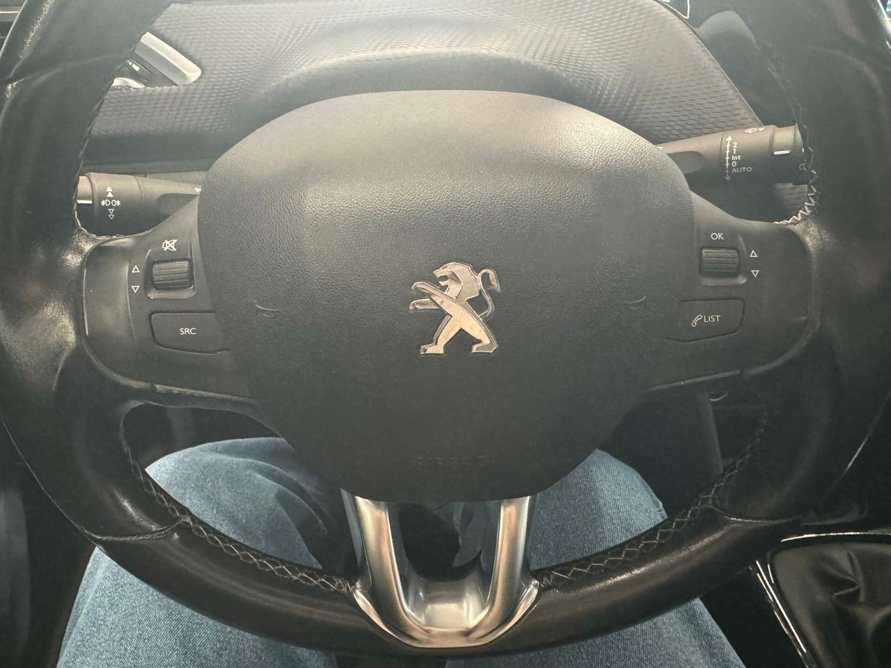 PEUGEOT 2008 NEOPATENTATI