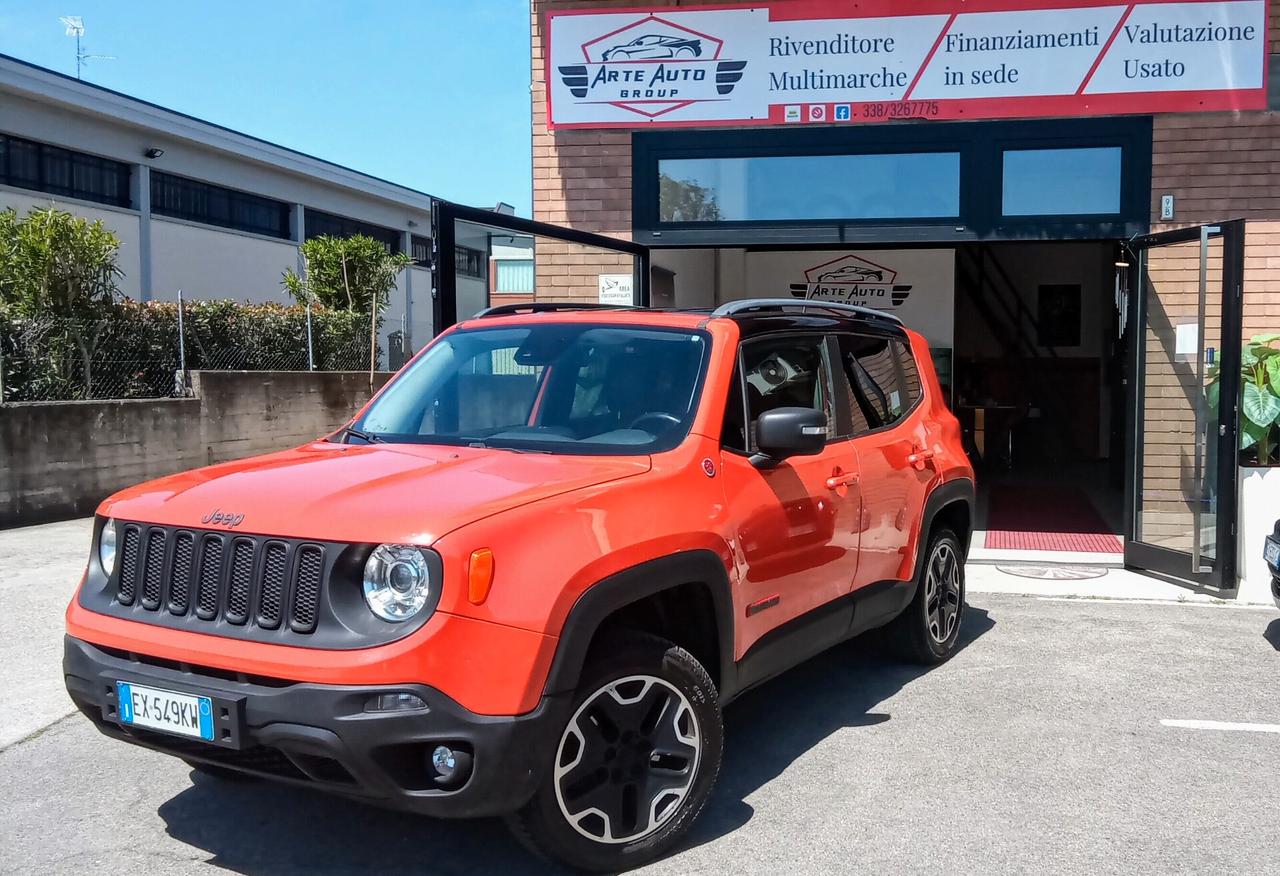 Jeep Renegade 2.0 Mjt 170CV 4WD Active Drive Low Trailhawk