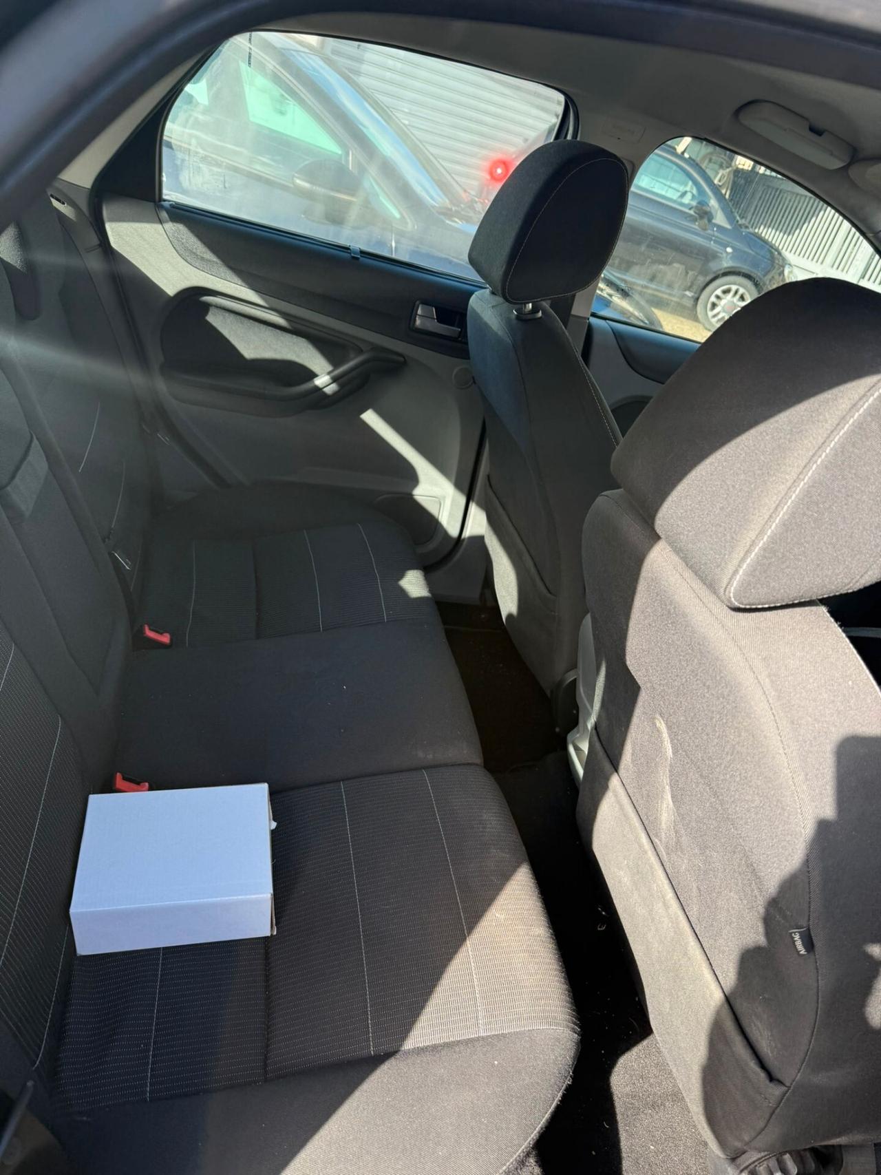 Ford Focus 1.6 TDCi (110CV) 5p. Tit. DPF