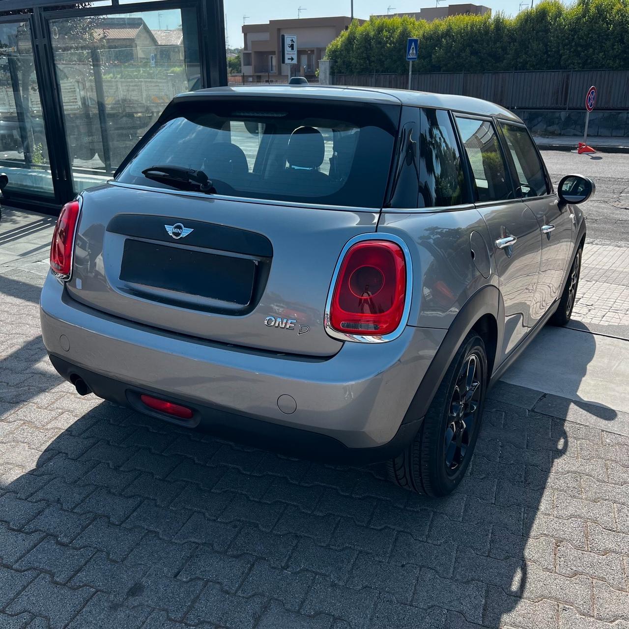 Mini 1.5 One D Hype 5 porte