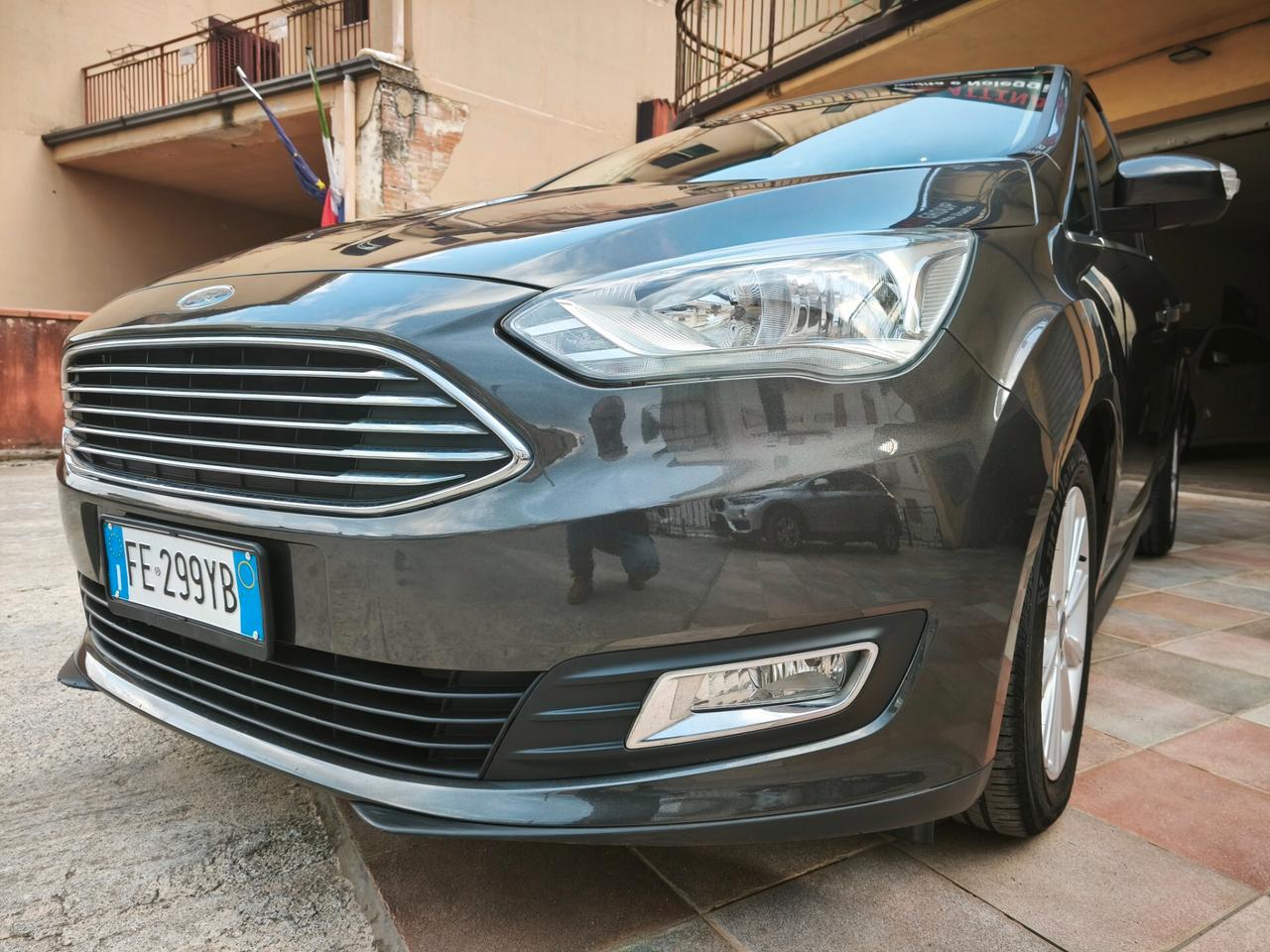 Ford C-Max 1.5 tdci 95 CV Titanium