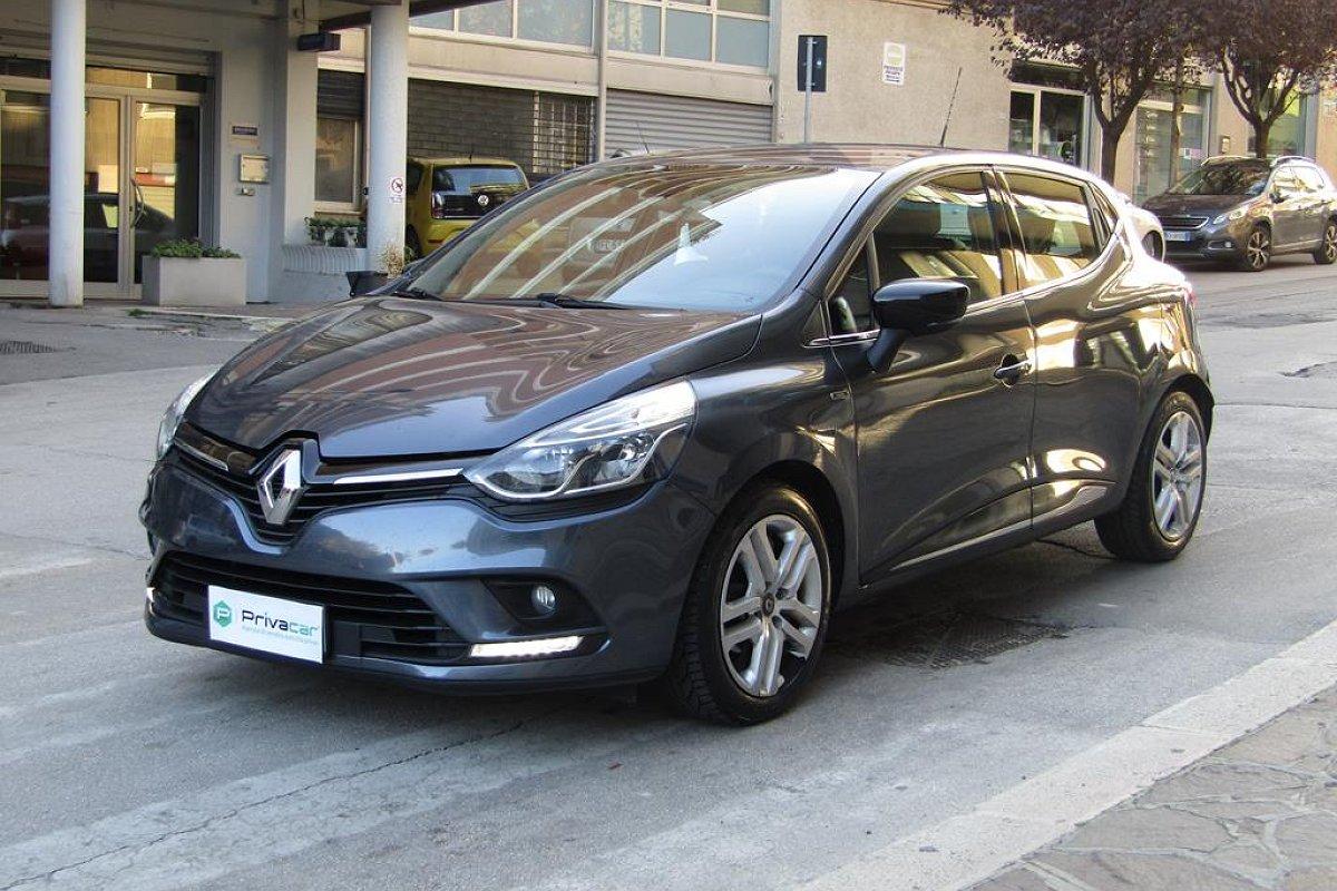 RENAULT Clio dCi 8V 90 CV Start&Stop 5 porte Energy Duel