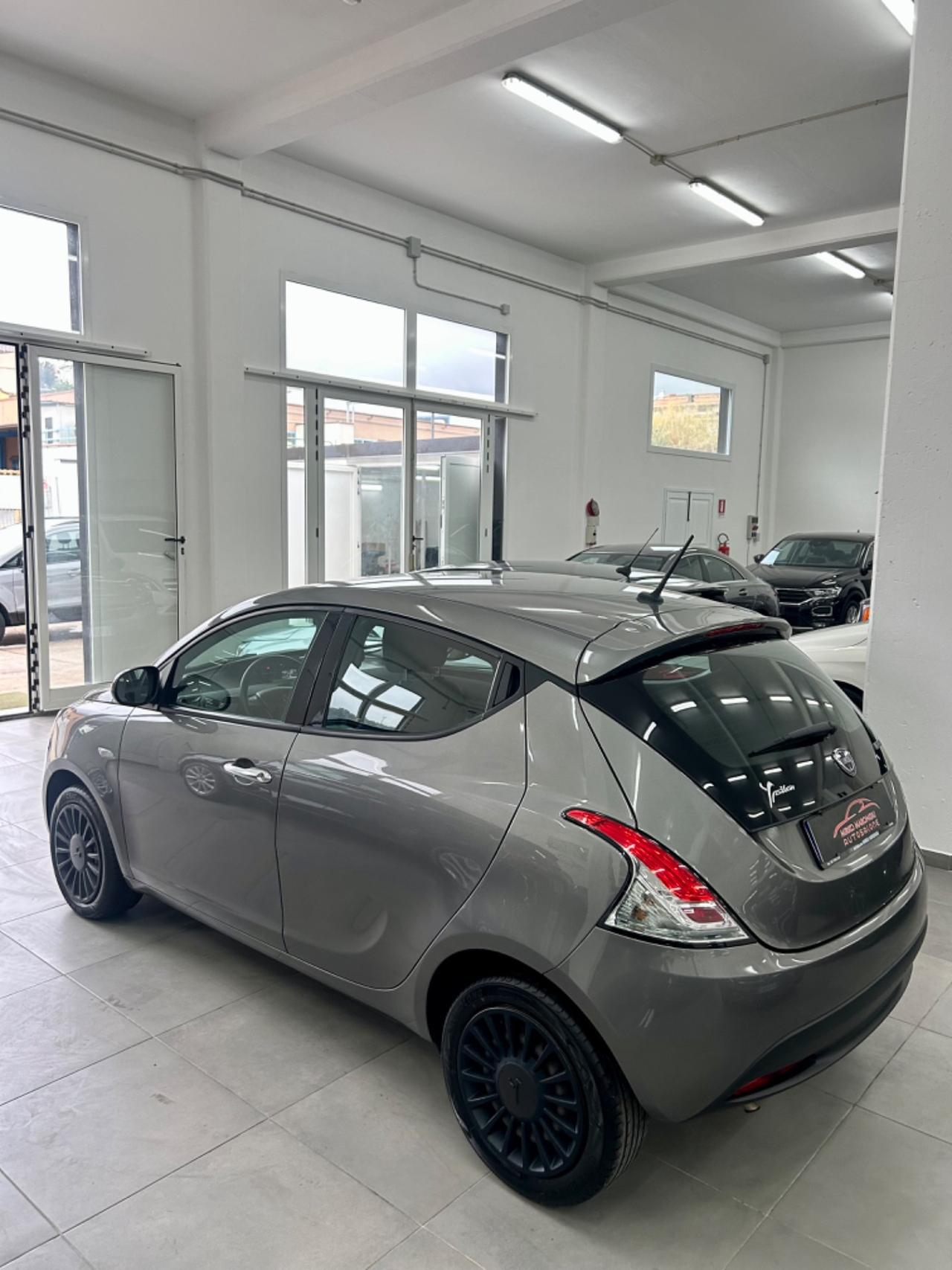 Lancia Ypsilon 1.0 FireFly S&S Hybrid FINANZIABILE