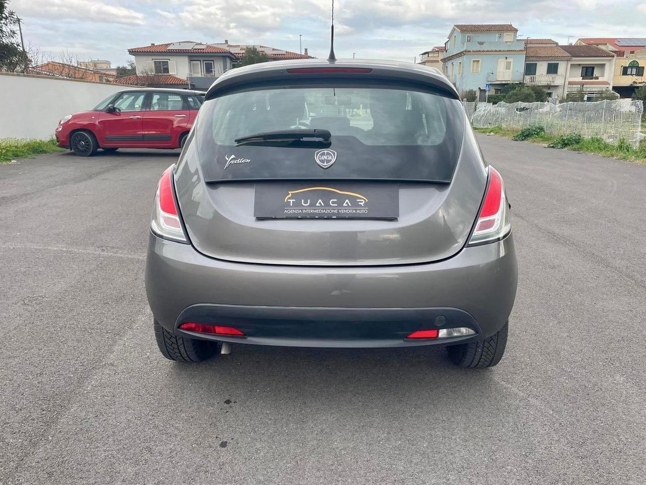 Lancia Ypsilon 1.2 Silver