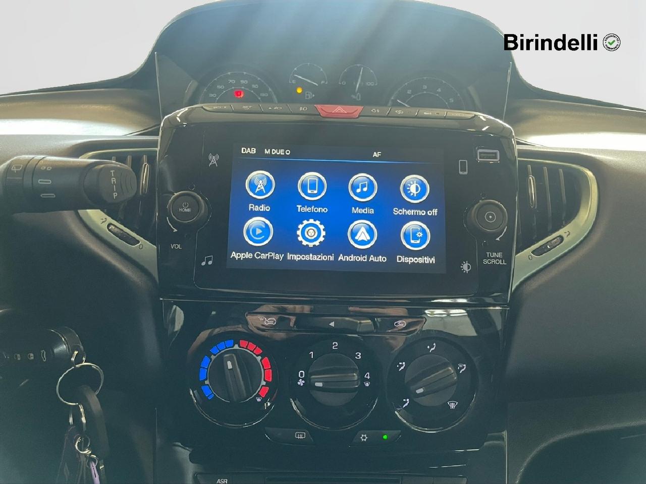 LANCIA Ypsilon 3ª serie - Ypsilon 1.0 FireFly 5 porte S&S Hybrid Silver