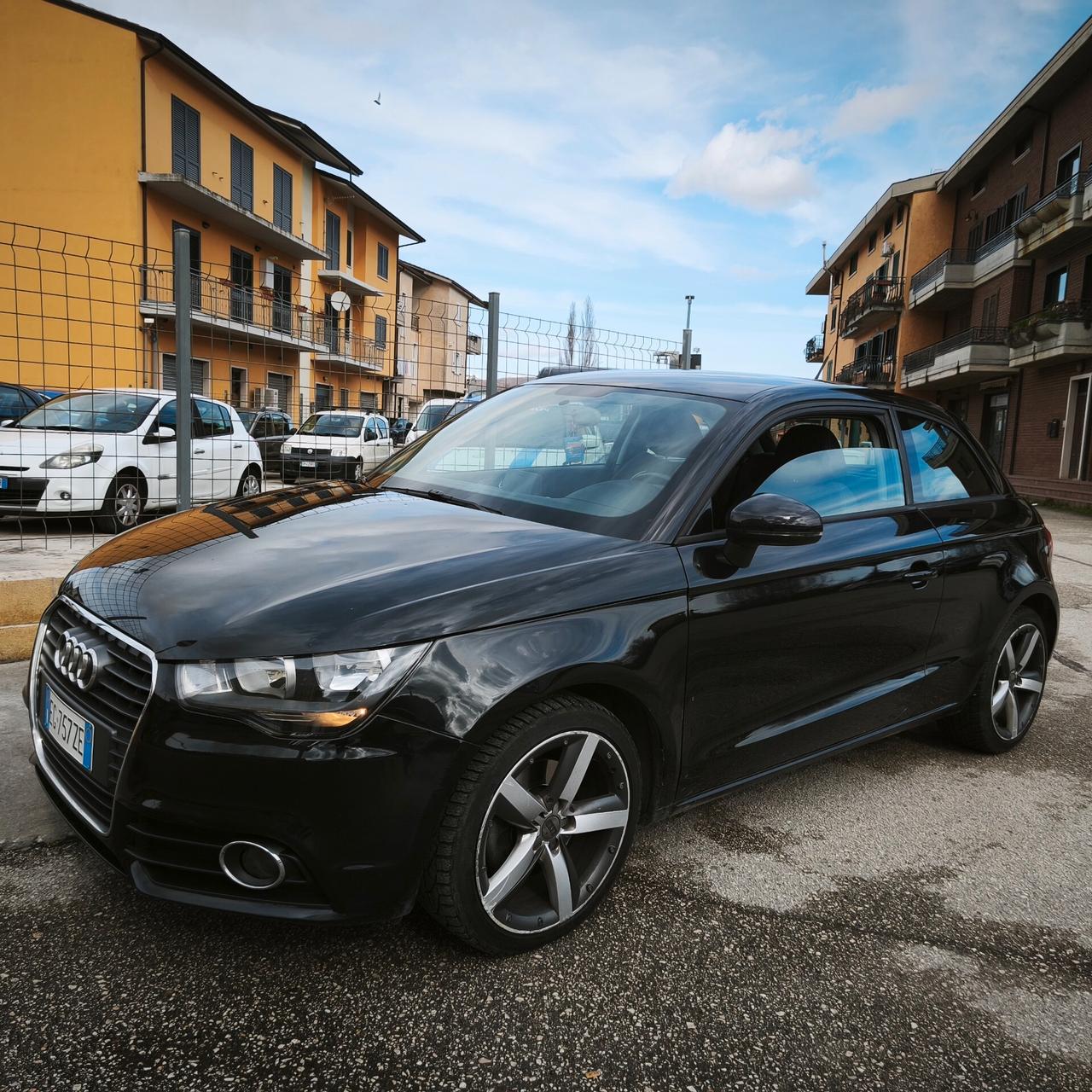Audi A1 1.6 TDI 105 CV Ambition 3 p E5