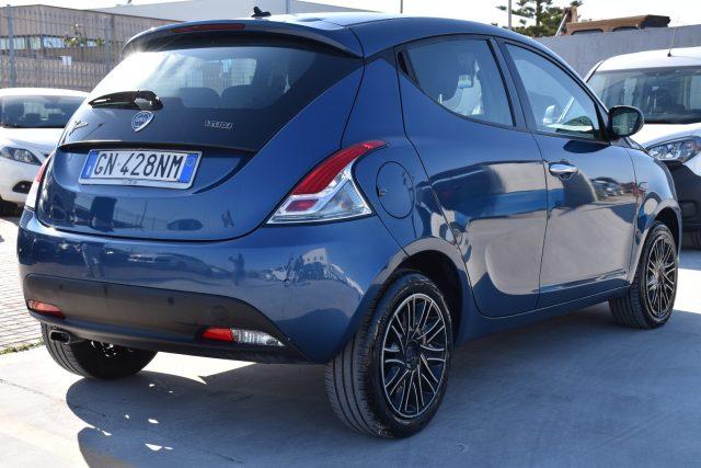 LANCIA Ypsilon 1.0 FireFly 5 porte S&S Hybrid Gold