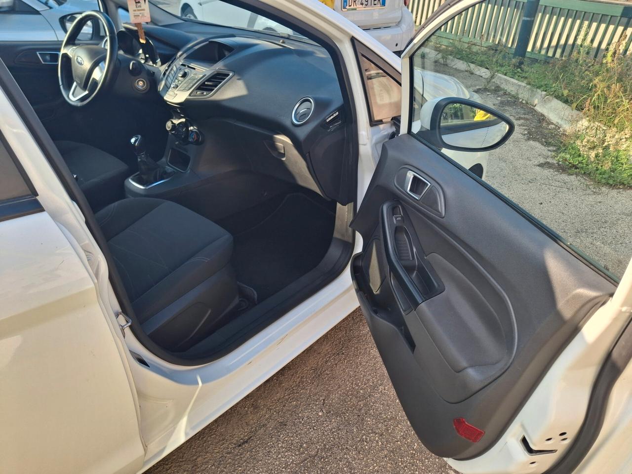 Ford Fiesta 1.5 TDCi 75CV 2013