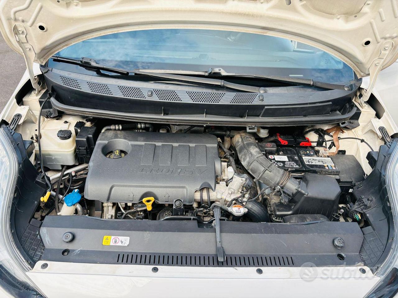 HYUNDAI IX20 1.4 CRDI STYLE (90CV) NEOPATENTATI