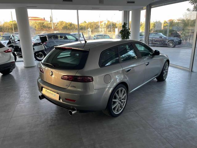 ALFA ROMEO 159 1.9 JTDm 16V Sportwagon TI