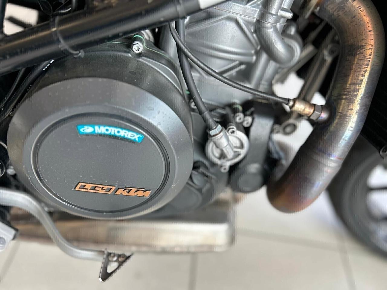 Ktm 690 Duke 73 cv ABS