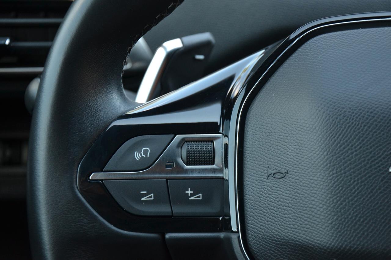 Peugeot 3008 1.5 BLUEHDI 130CV EAT8 ALLURE PREZZO REALE SENZA VINCOLI! UNIPRO' FATTURABILE GARANZIA 12 MESI