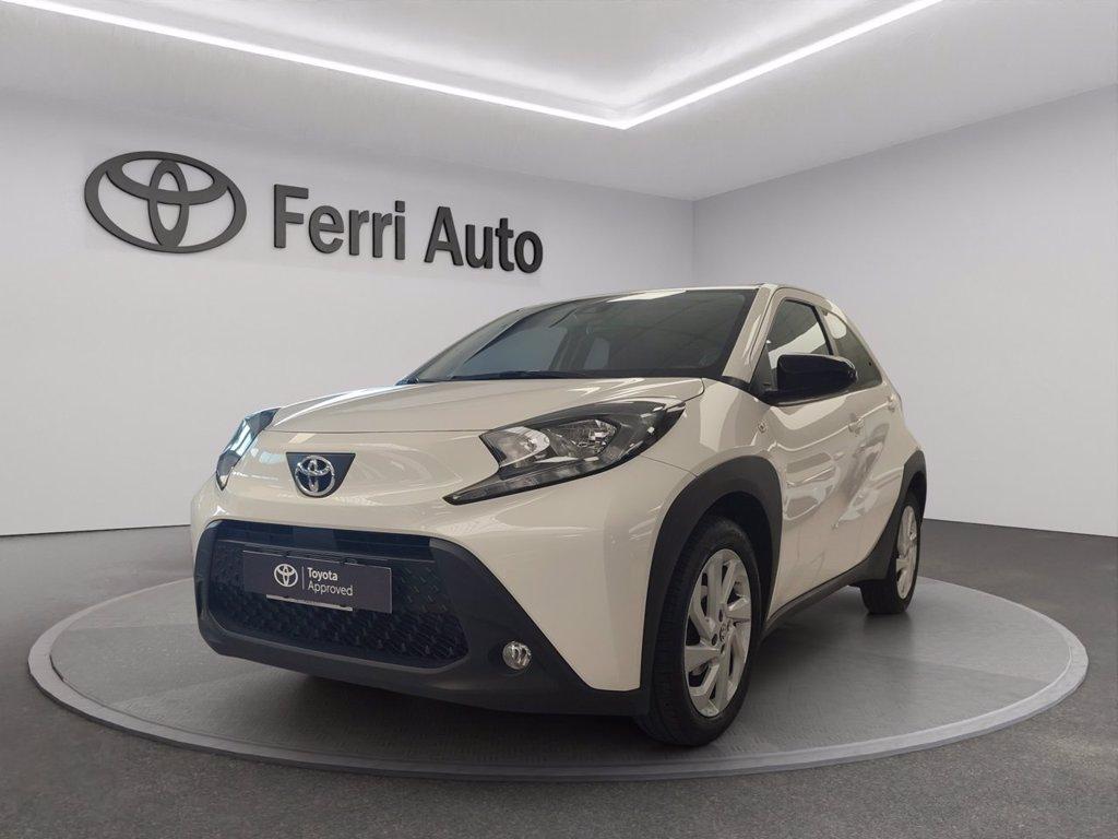 TOYOTA Aygo x 1.0 active 72cv s-cvt del 2022