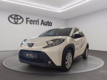 TOYOTA Aygo x 1.0 active 72cv s-cvt del 2022