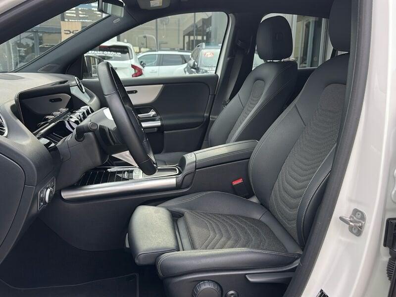 Mercedes-Benz GLA GLA 180 d Progressive Advanced NIGHT-PACK
