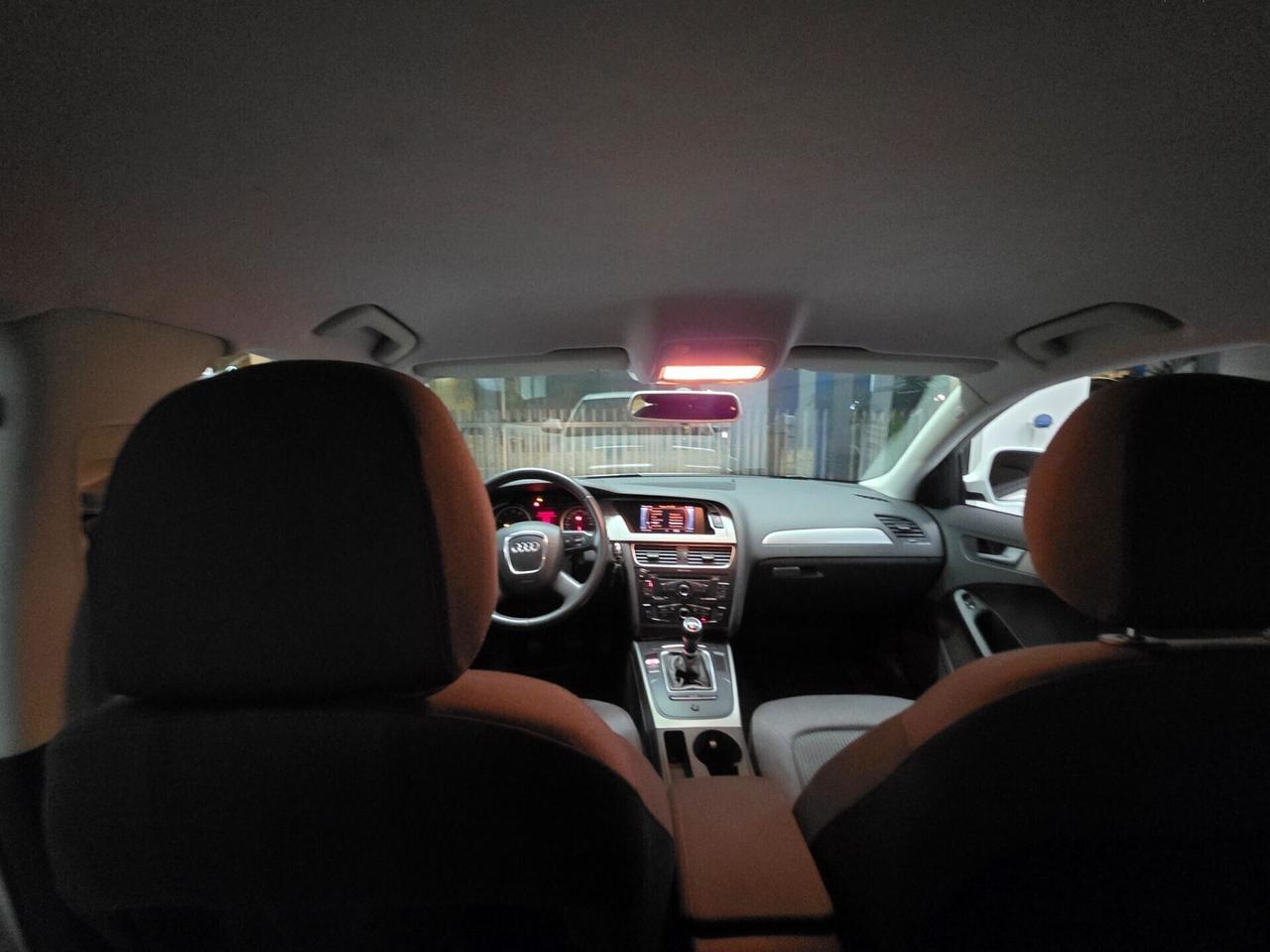 Audi A4 1.8TFSI 160CV 2008 70000KM tua a 149€