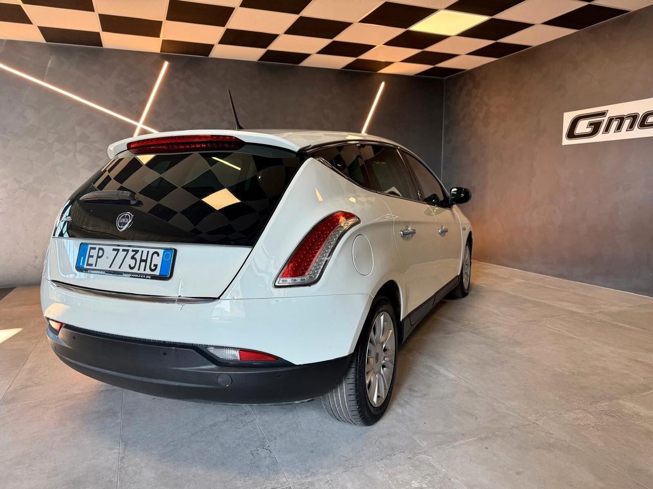 Lancia Delta 1.4 T-Jet 120 CV Silver Ecochic GPL