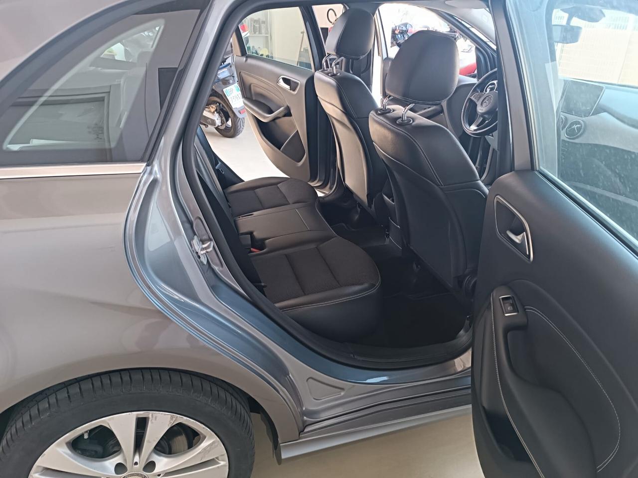 Mercedes-benz B 180 CDI Premium