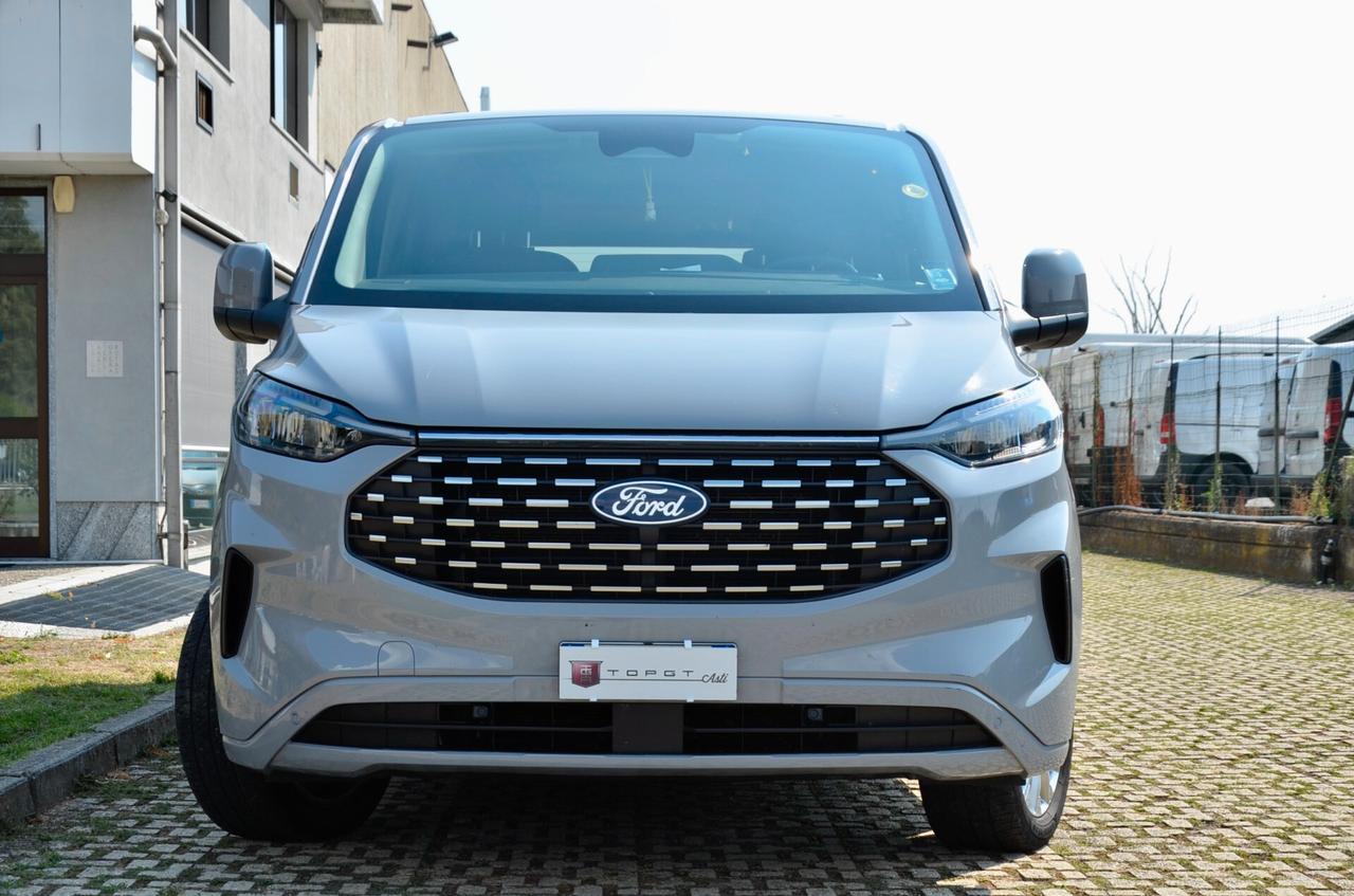 FORD TOURNEO CUSTOM 2.0 170cv AUTO 8 POSTI, IVA ESPOSTA, UNICOPROPRIETARIO, GARANZIA FORD 10/2026, UFF ITALIANA, SERVICE UFF FORD, EURO 6E, FULL LED, RETROCAMERA, PELLE, PERMUTE