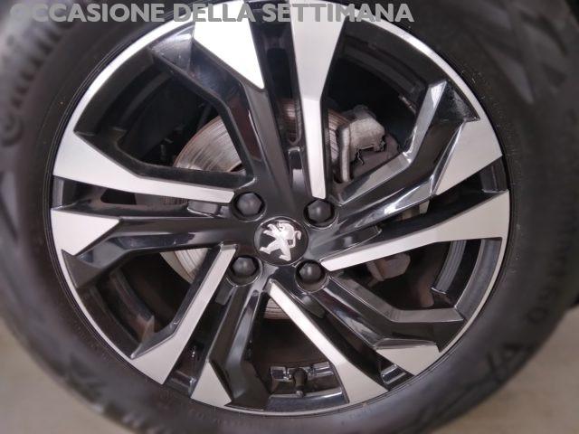 PEUGEOT 2008 PureTech 130 S&S Allure