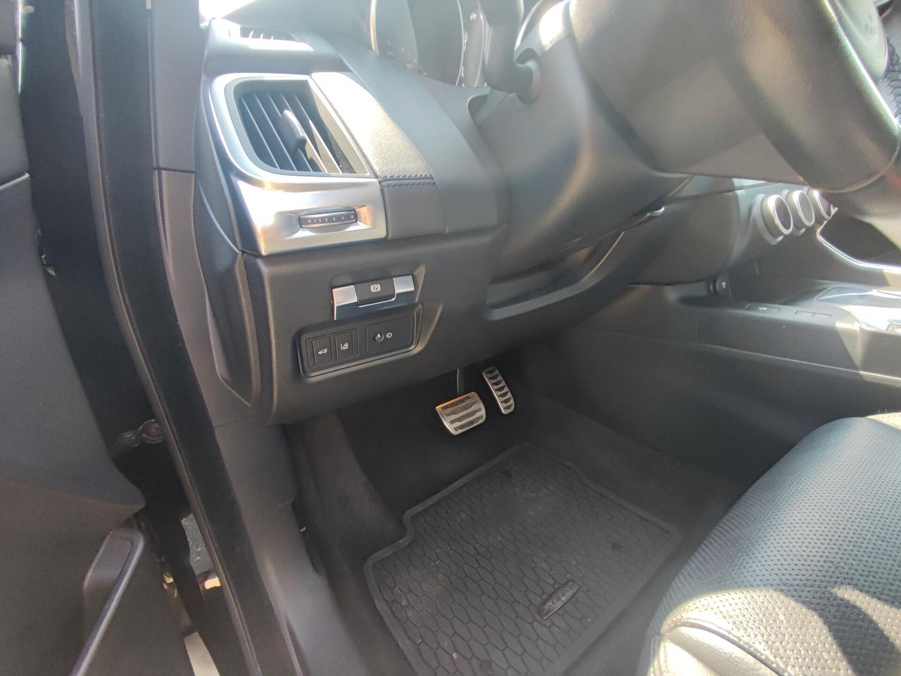 Jaguar E-Pace 2.0D 150 CV AWD aut. R-Dynamic S